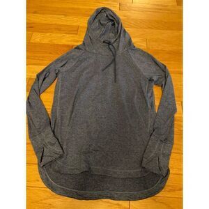 Athleta women’s blue athletic relaxed hooded pullover with thumb holes size med